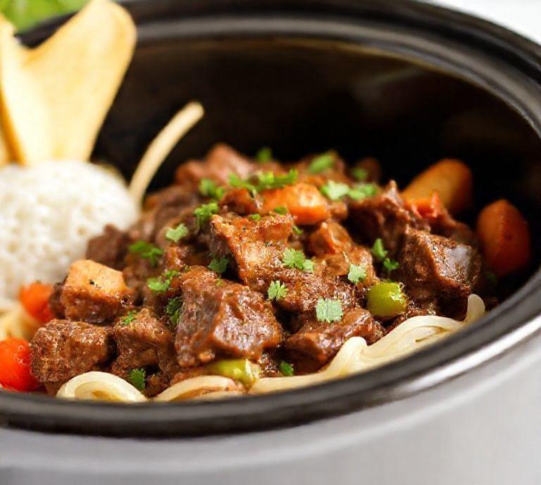 Beef And Veggie Slow Cooker Recipe (Guide)