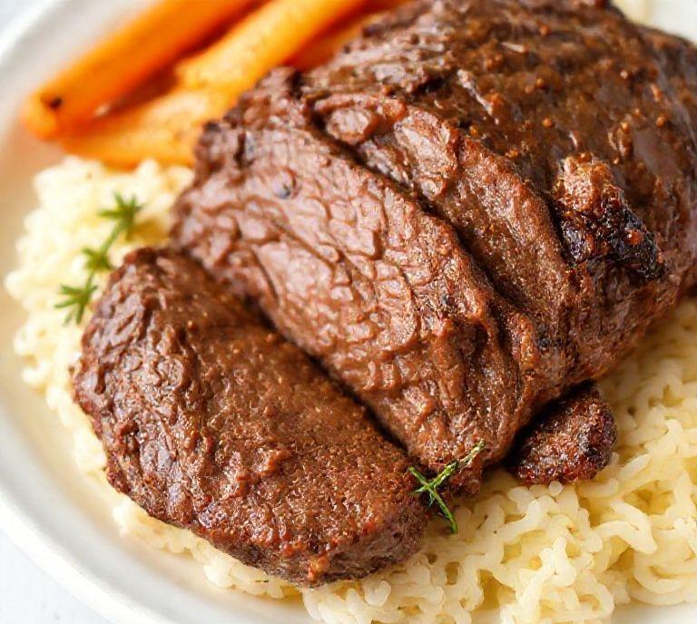 Beef Chuck Roast Slow Cooker Recipe (Guide)