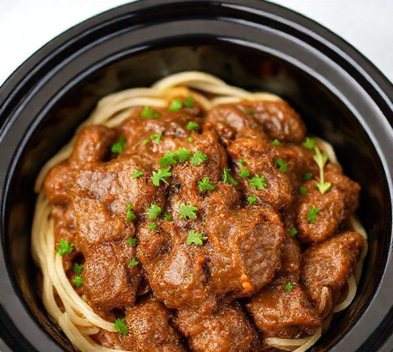 Beef Round Slow Cooker Recipe (Guide)