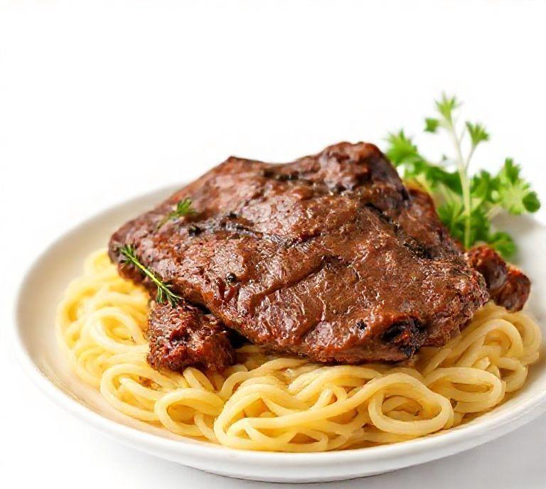 Beef Shoulder Slow Cooker Recipe (Guide)